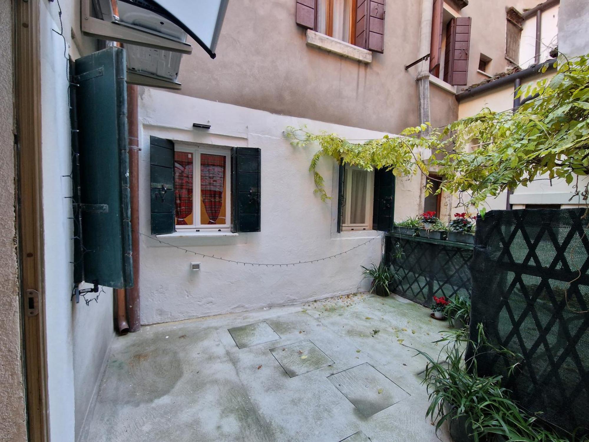 Veneziacentopercento La Forcola Apartment, Next To Rialto Bridge Exterior foto